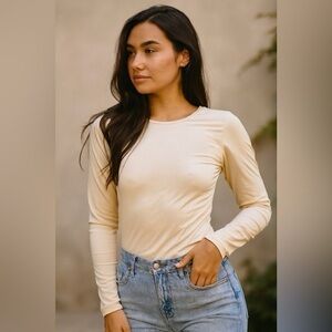 PrettyLittleThing Cream Long Sleeve Bodysuit